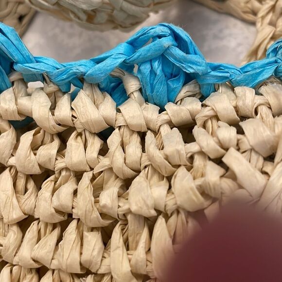 BTB Los Angeles LISBETH POMPOM STRAW TOTE IN AQUA OS NWT 148.00 - Picture 8 of 8